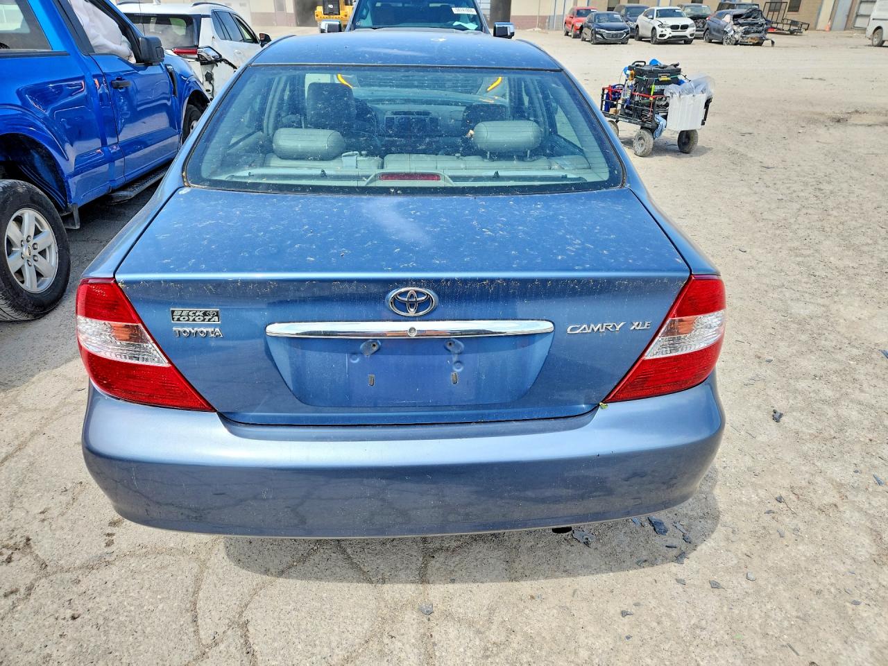 2002 TOYOTA CAMRY LE photo 16