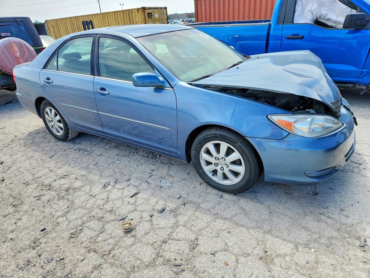 2002 TOYOTA CAMRY LE photo 10