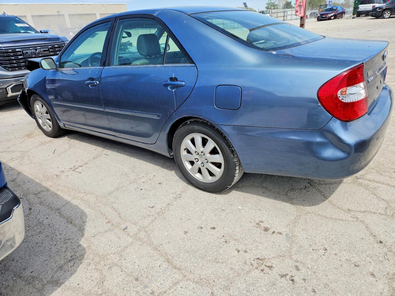 2002 TOYOTA CAMRY LE photo 4