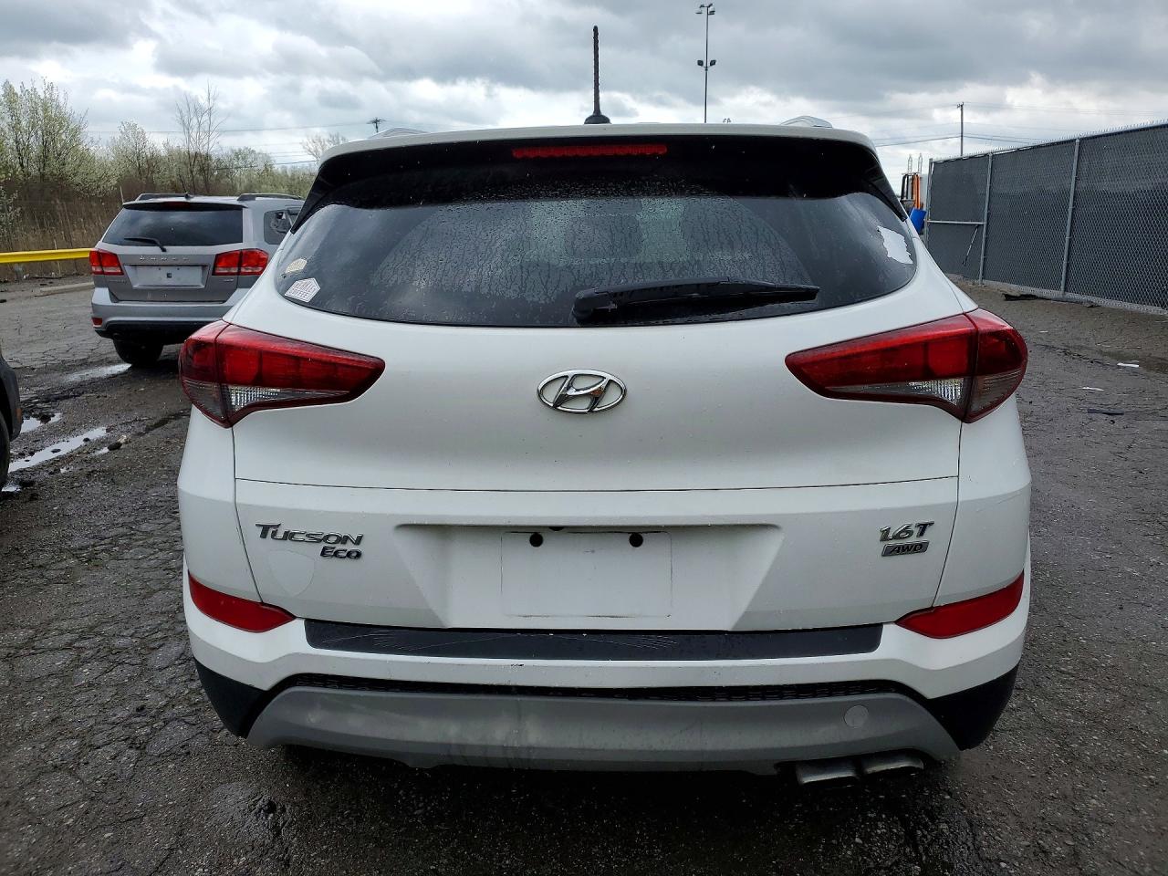 2017 HYUNDAI TUCSON ECO photo 11