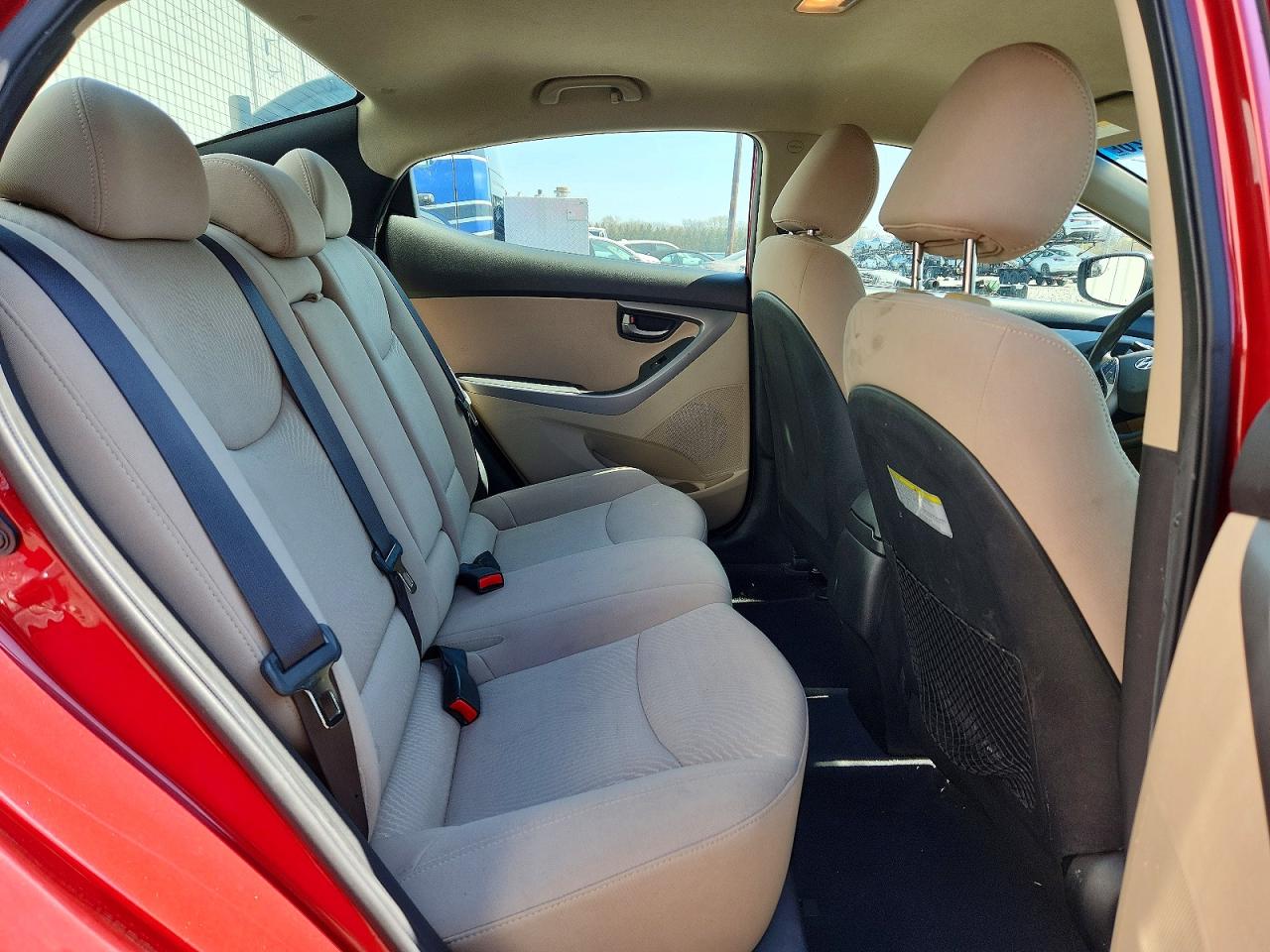 2014 HYUNDAI ELANTRA SE photo 28