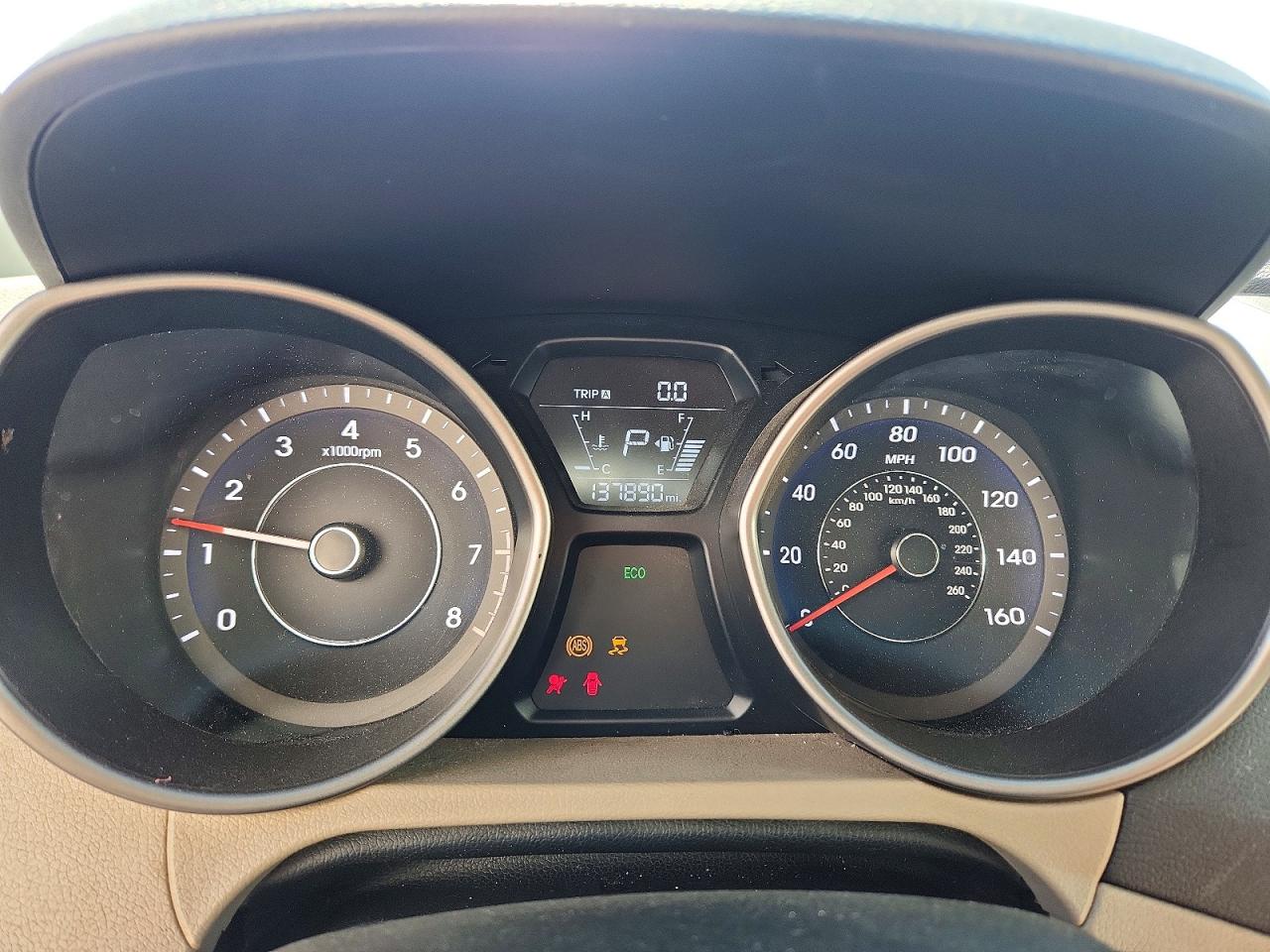 2014 HYUNDAI ELANTRA SE photo 25