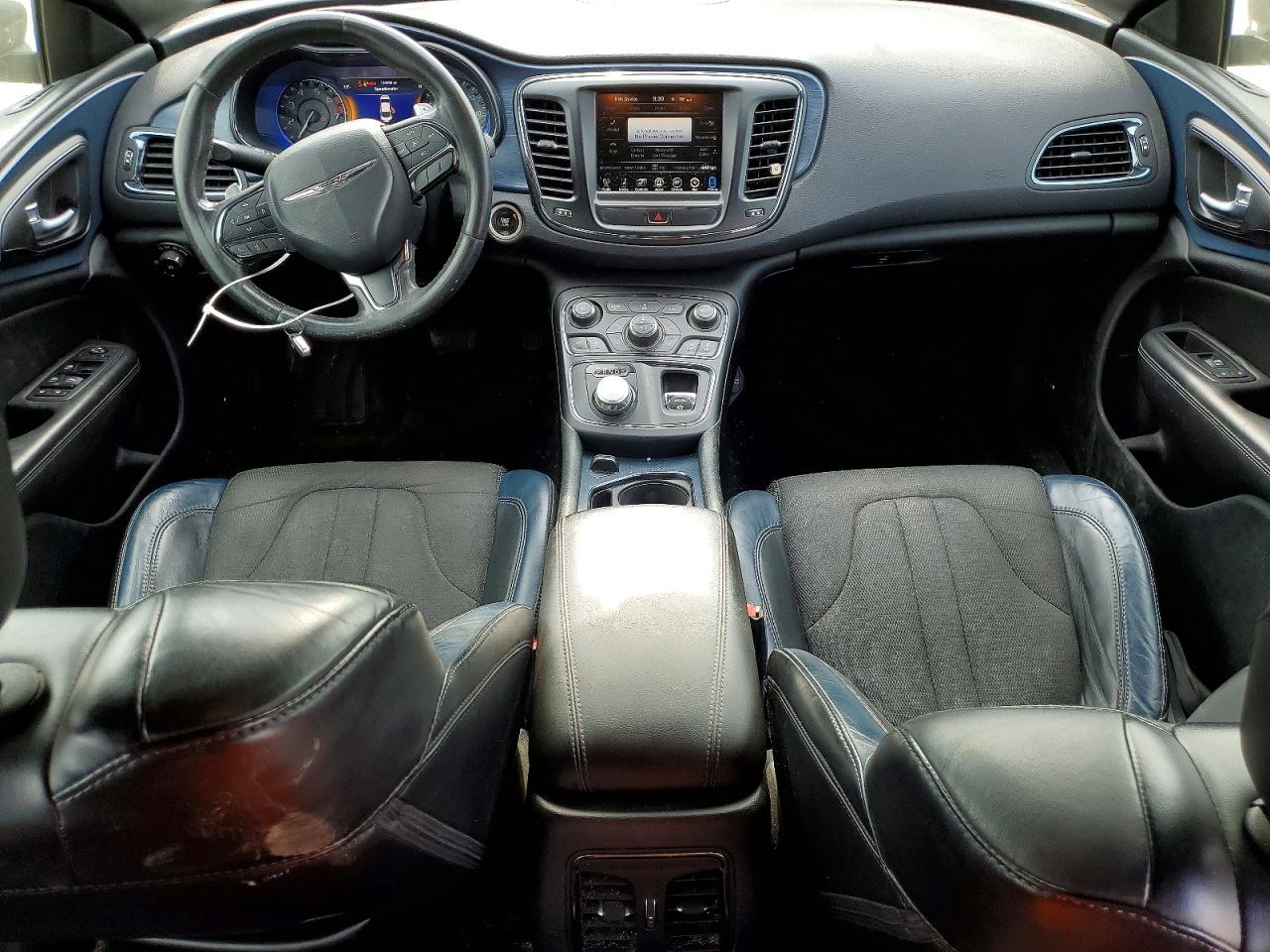 2015 CHRYSLER 200 S photo 15