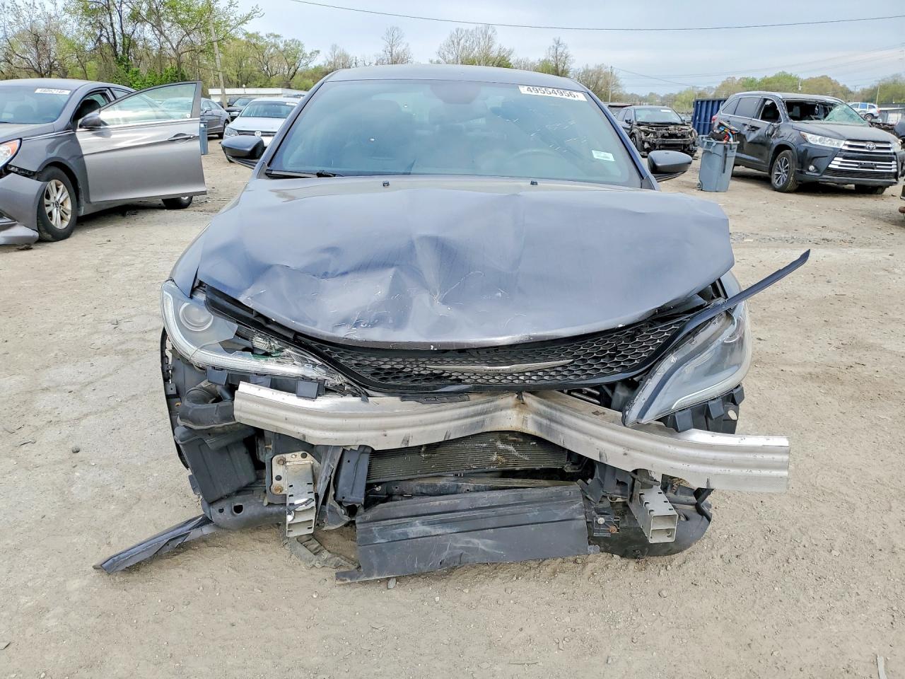 2015 CHRYSLER 200 S photo 9