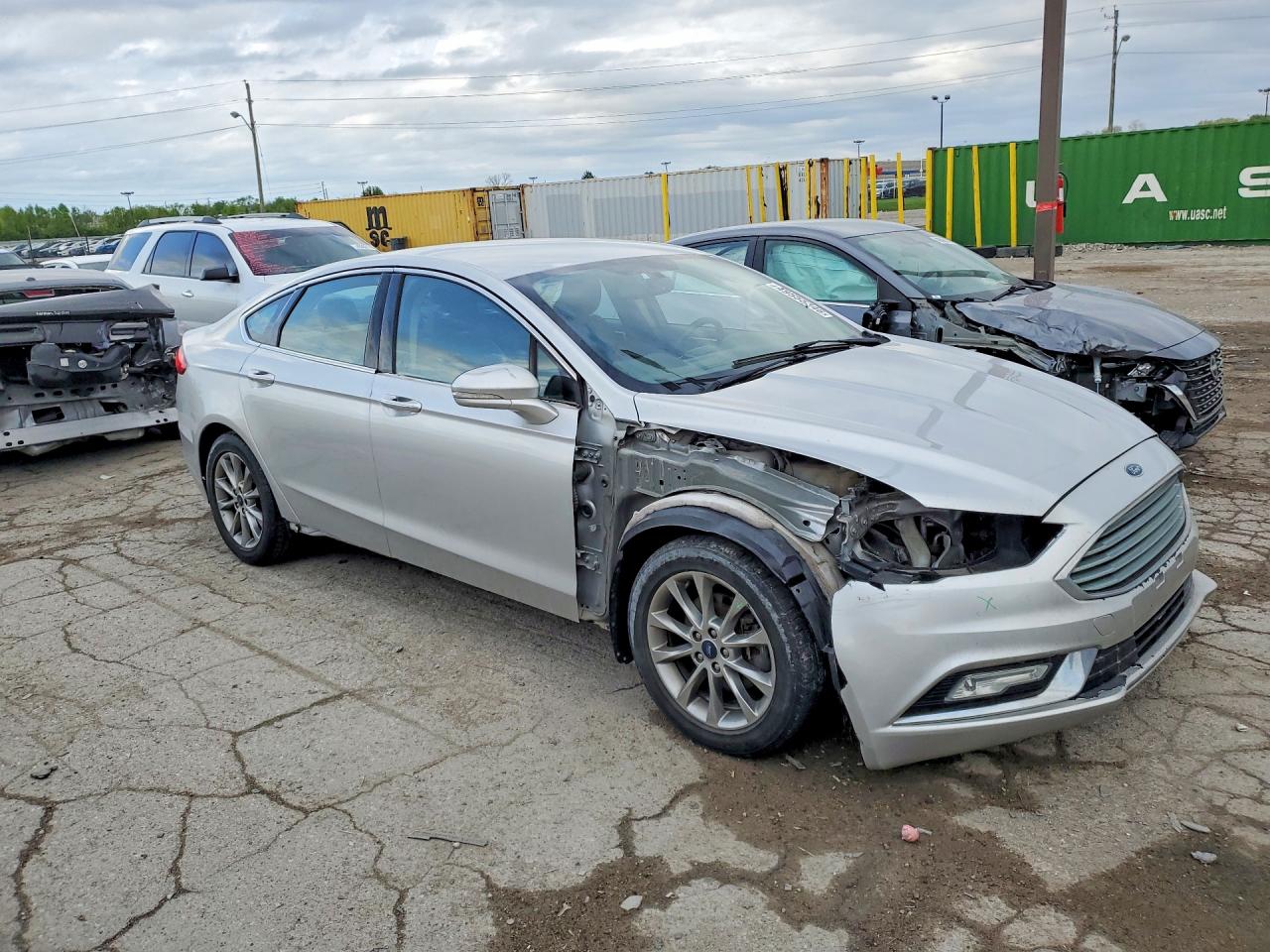 2017 FORD FUSION SE photo 7