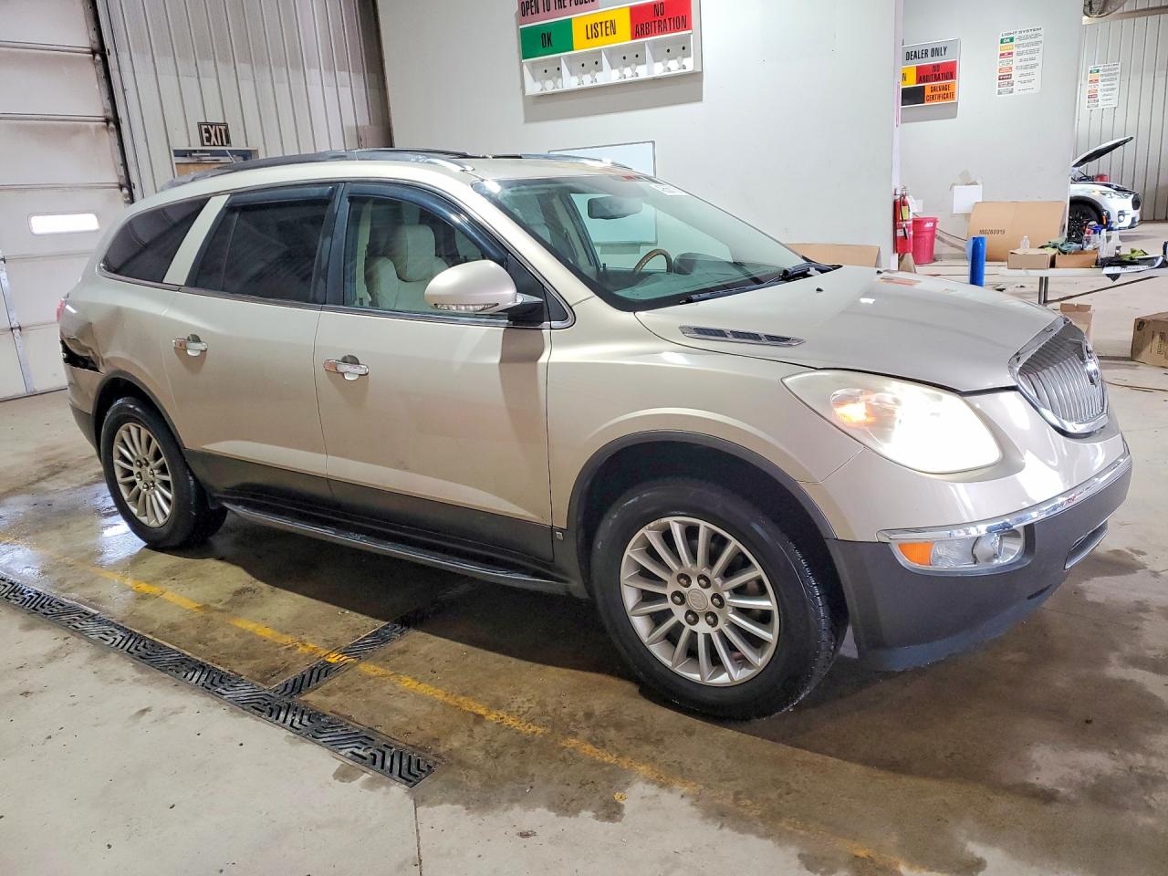 2011 BUICK ENCLAVE CXL photo 7