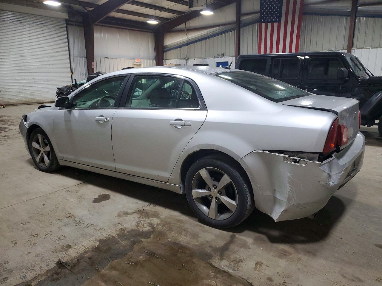 2009 CHEVROLET MALIBU 2LT photo 3