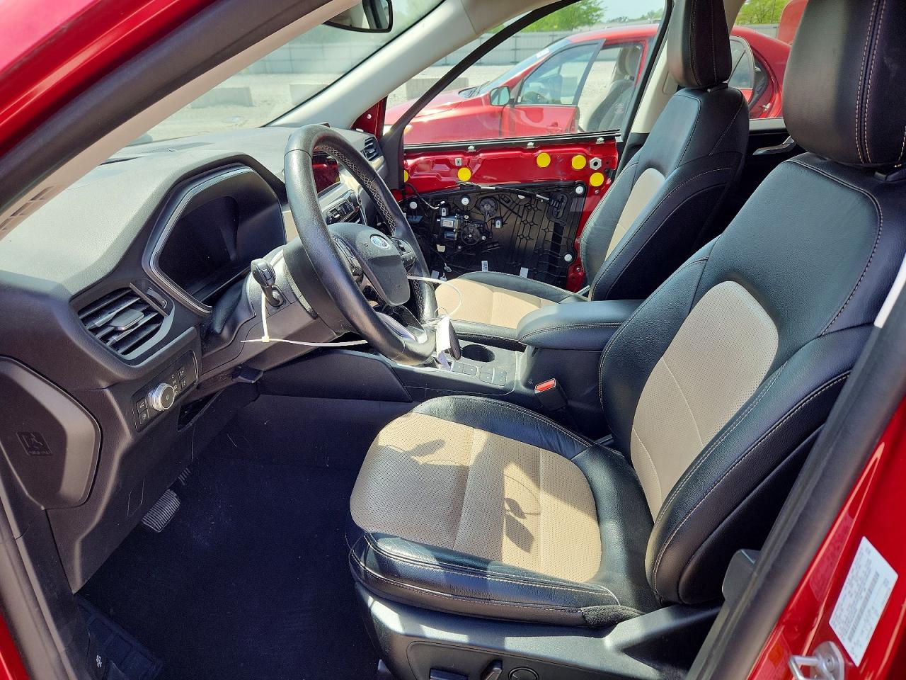 2022 FORD ESCAPE TITANIUM photo 19
