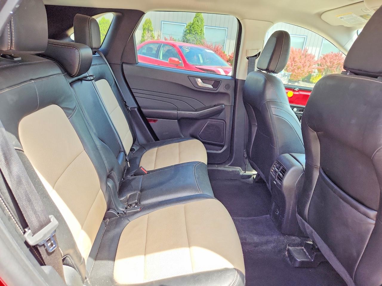 2022 FORD ESCAPE TITANIUM photo 31