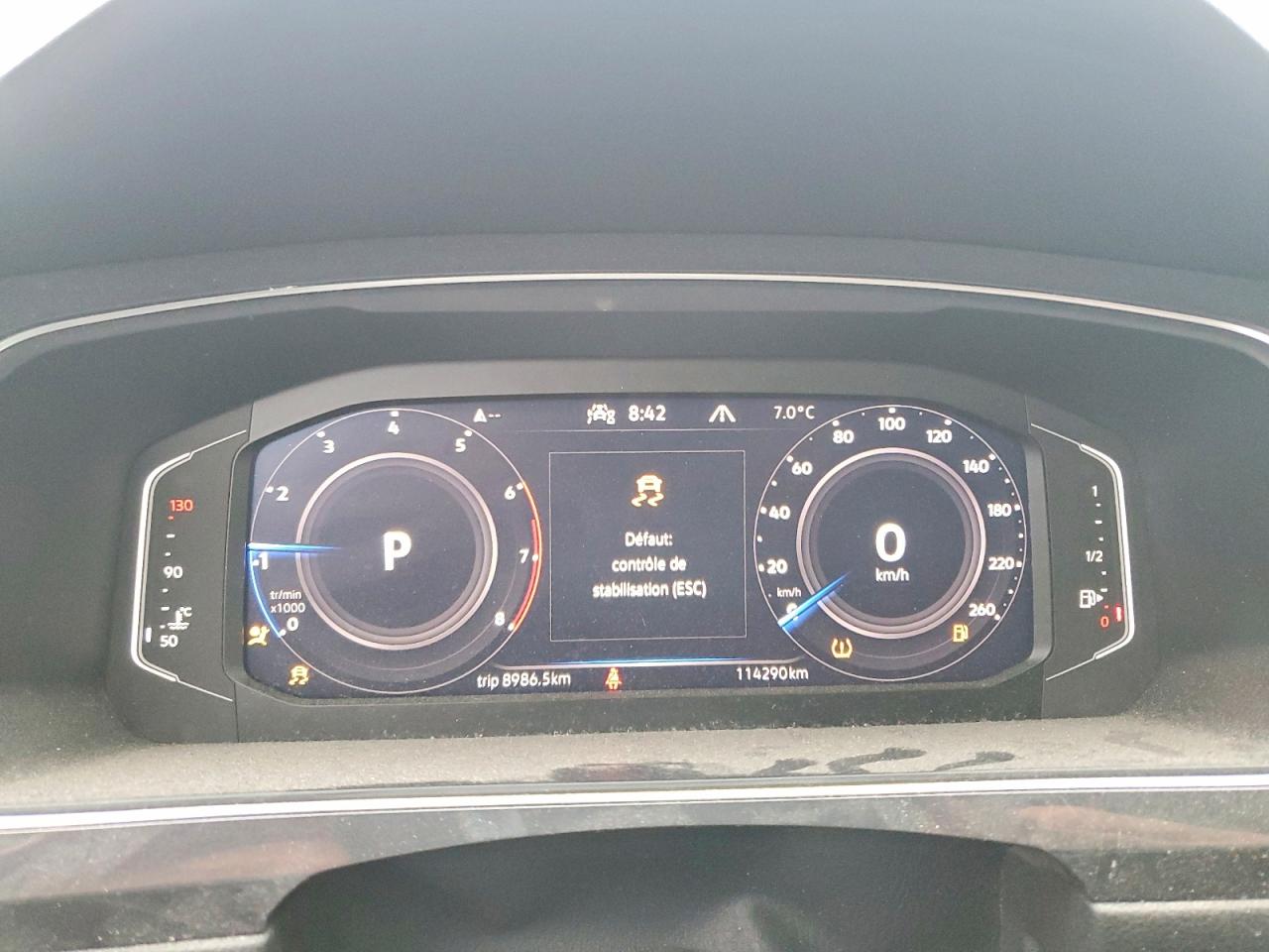 2021 VOLKSWAGEN TIGUAN SE photo 17