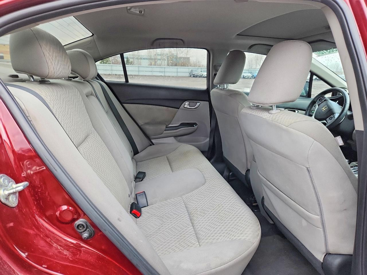 2015 HONDA CIVIC LX photo 19