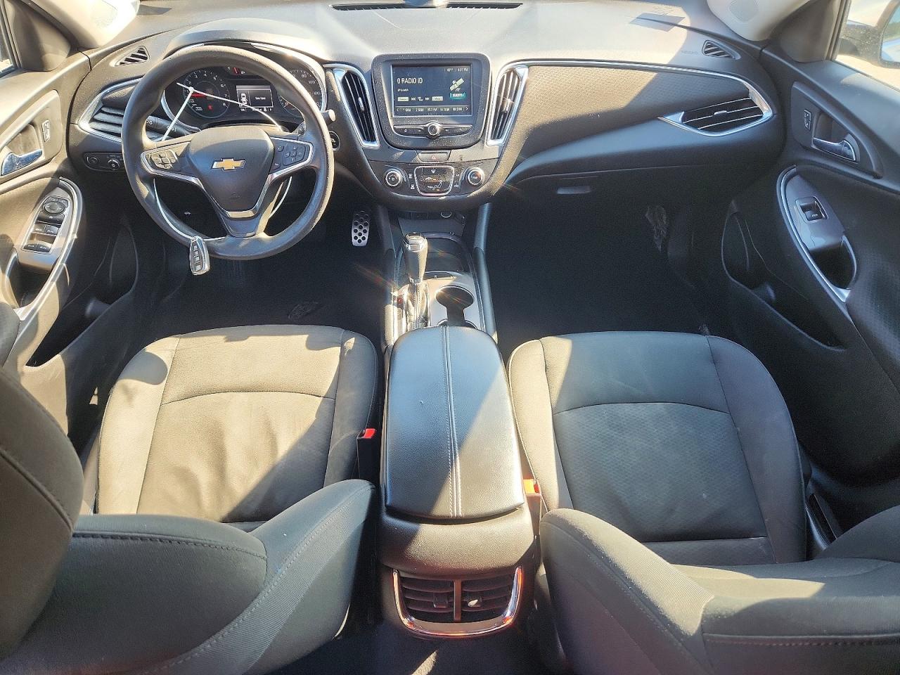 2017 CHEVROLET MALIBU LT photo 15