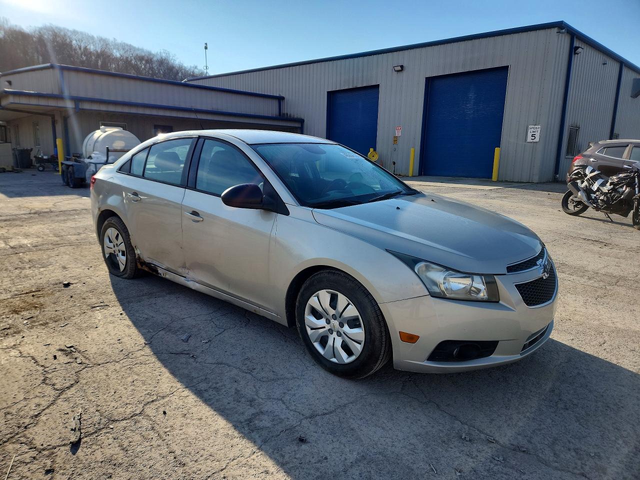 2013 CHEVROLET CRUZE LS photo 7