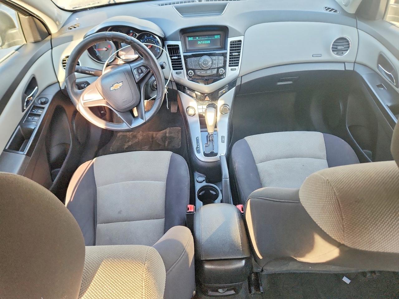 2013 CHEVROLET CRUZE LS photo 15