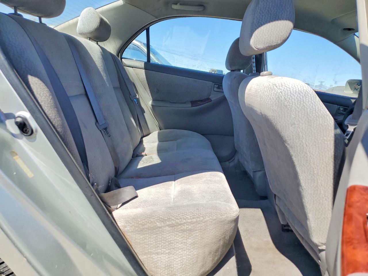 2003 TOYOTA COROLLA LE photo 19