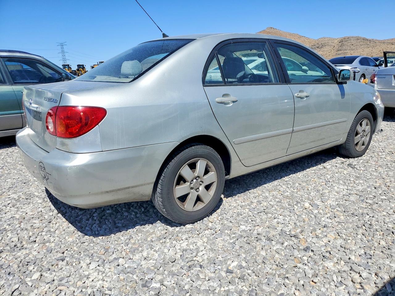 2003 TOYOTA COROLLA LE photo 5
