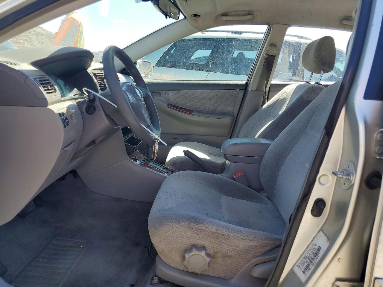 2003 TOYOTA COROLLA LE photo 13