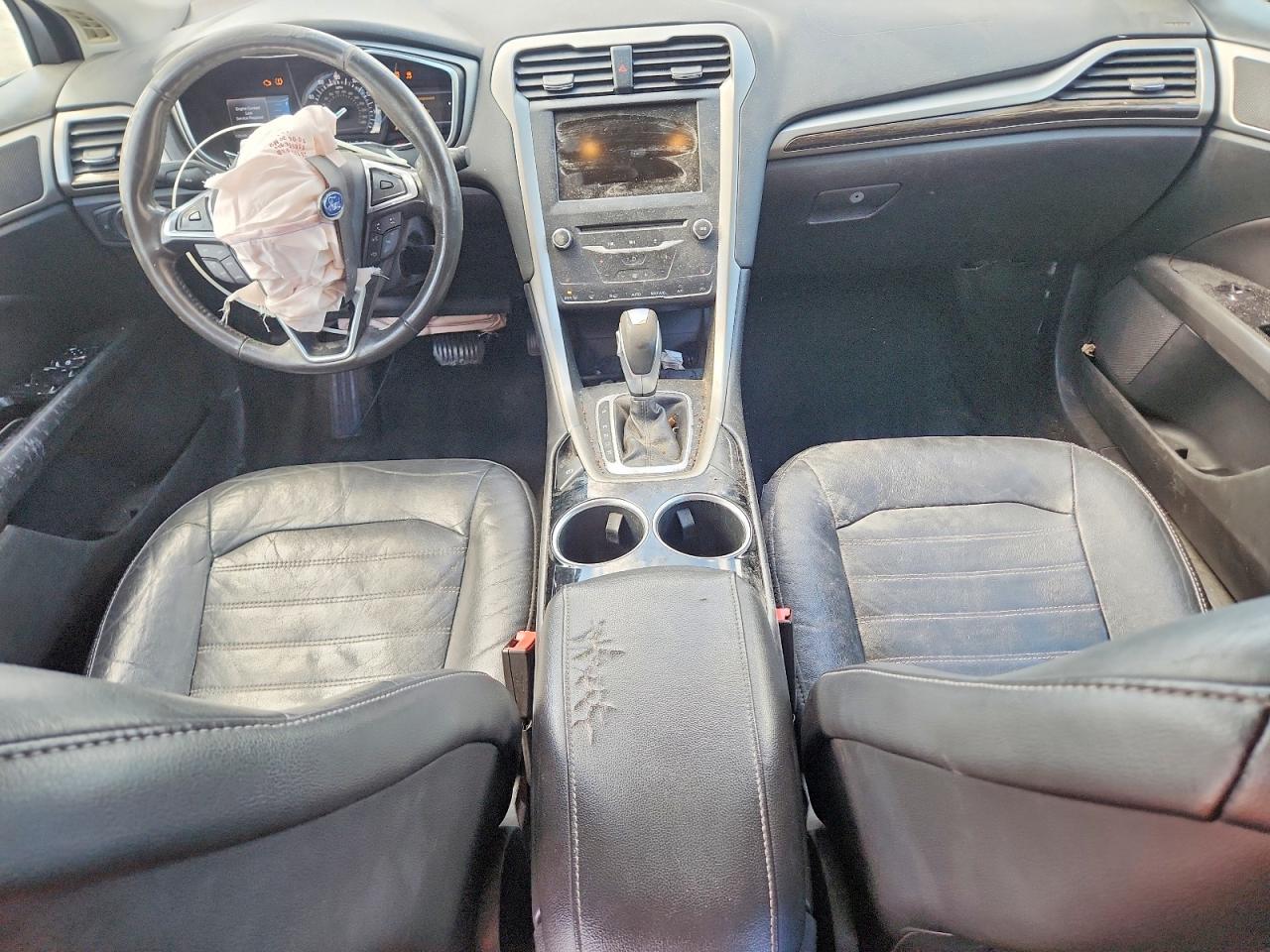 2013 FORD FUSION SE photo 22