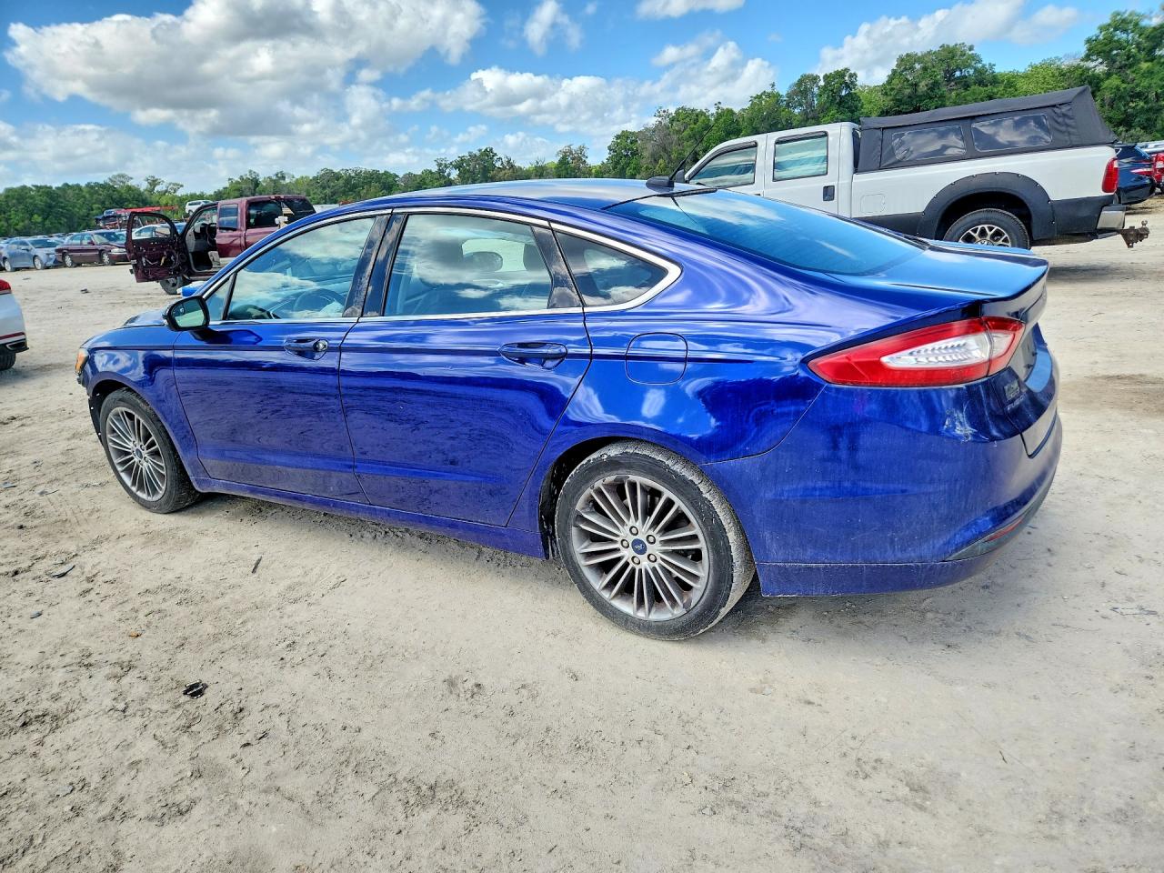 2013 FORD FUSION SE photo 4