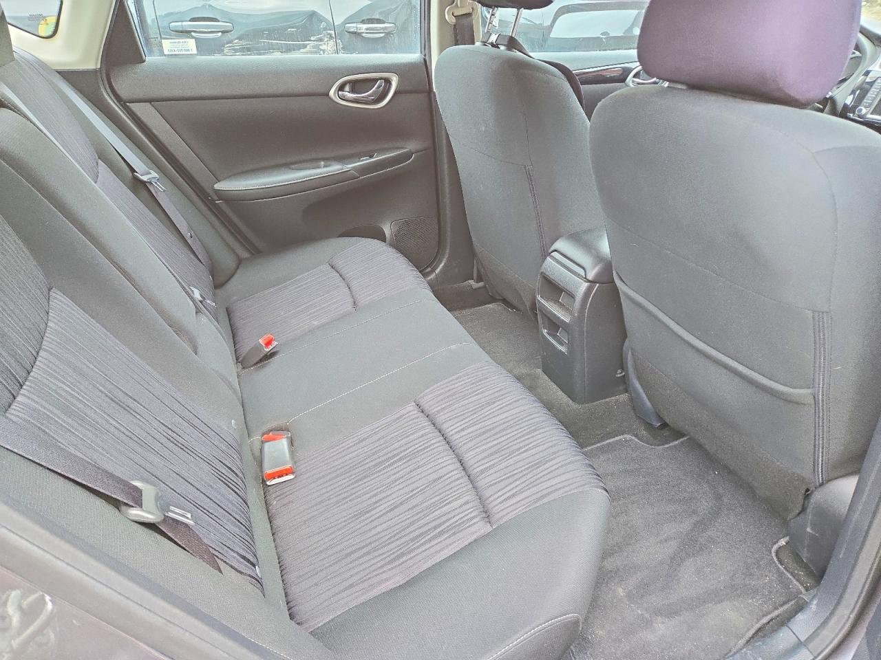 2019 NISSAN SENTRA S photo 19