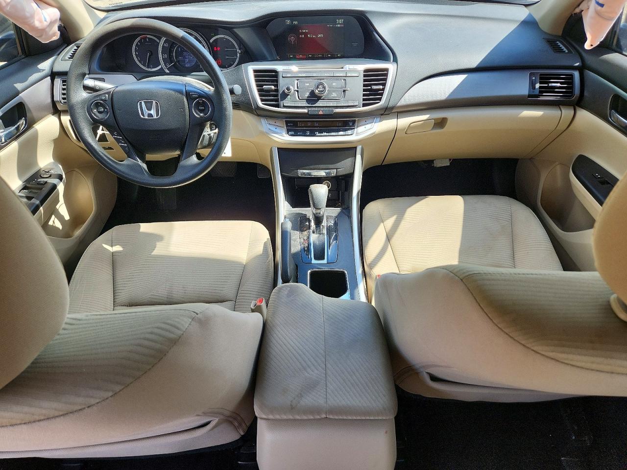 2015 HONDA ACCORD LX photo 22