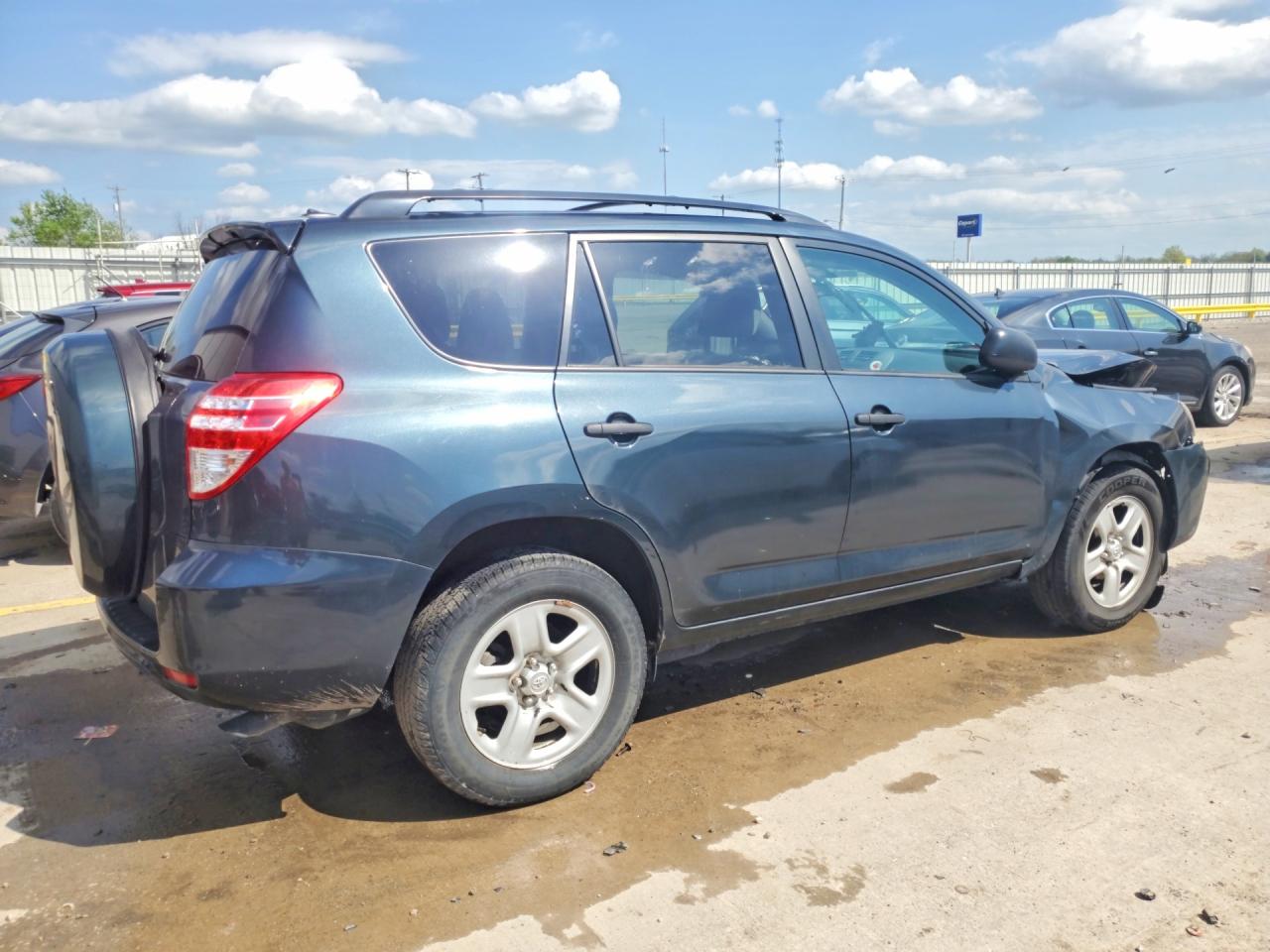2012 TOYOTA RAV4 BASE photo 7