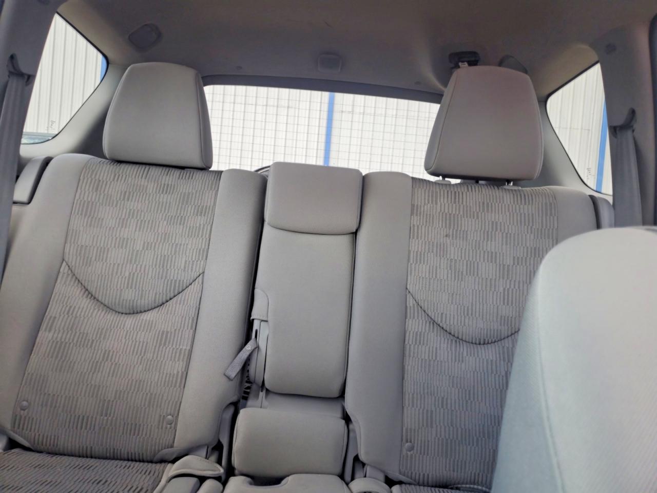 2012 TOYOTA RAV4 BASE photo 28