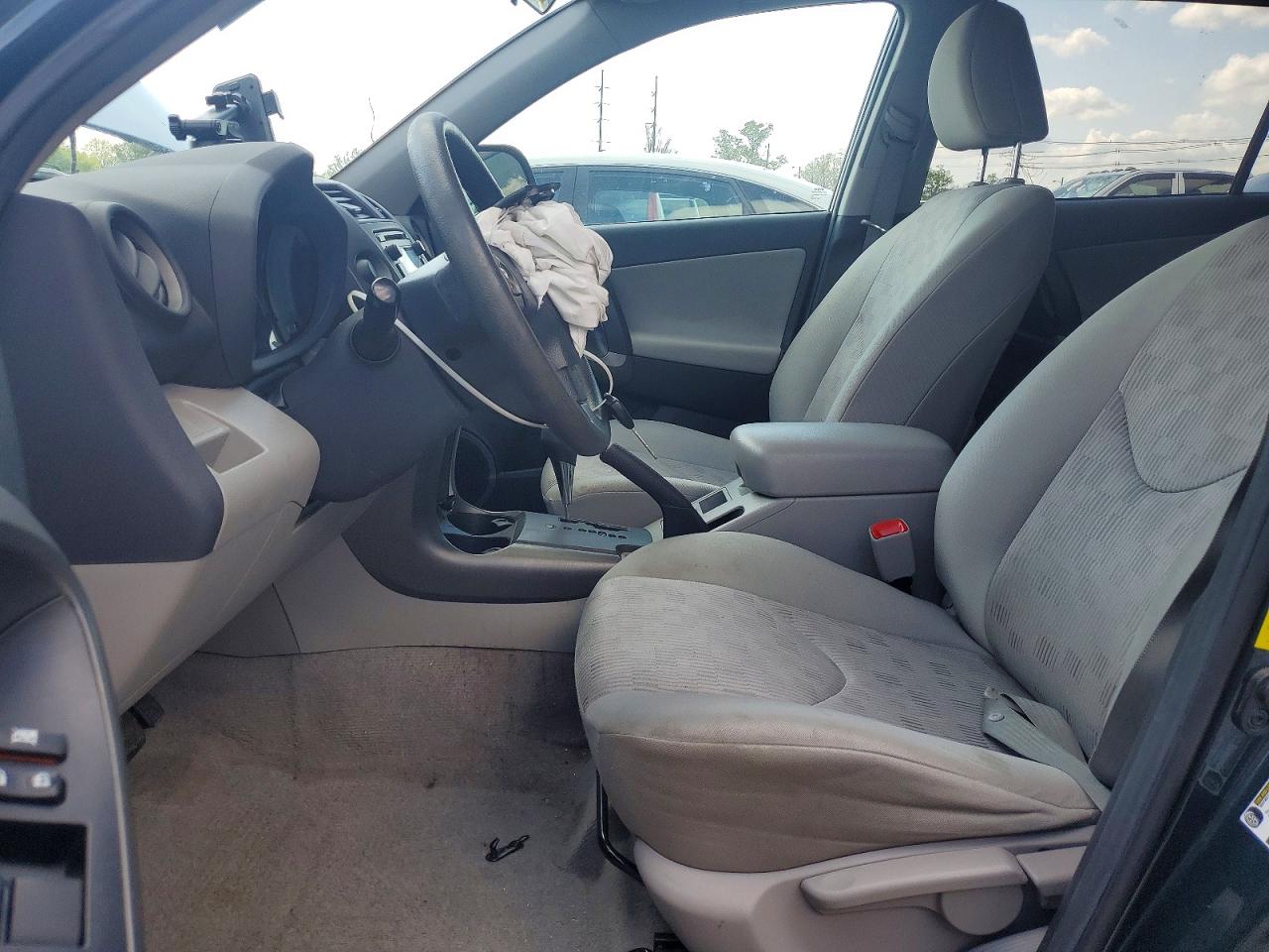 2012 TOYOTA RAV4 BASE photo 19