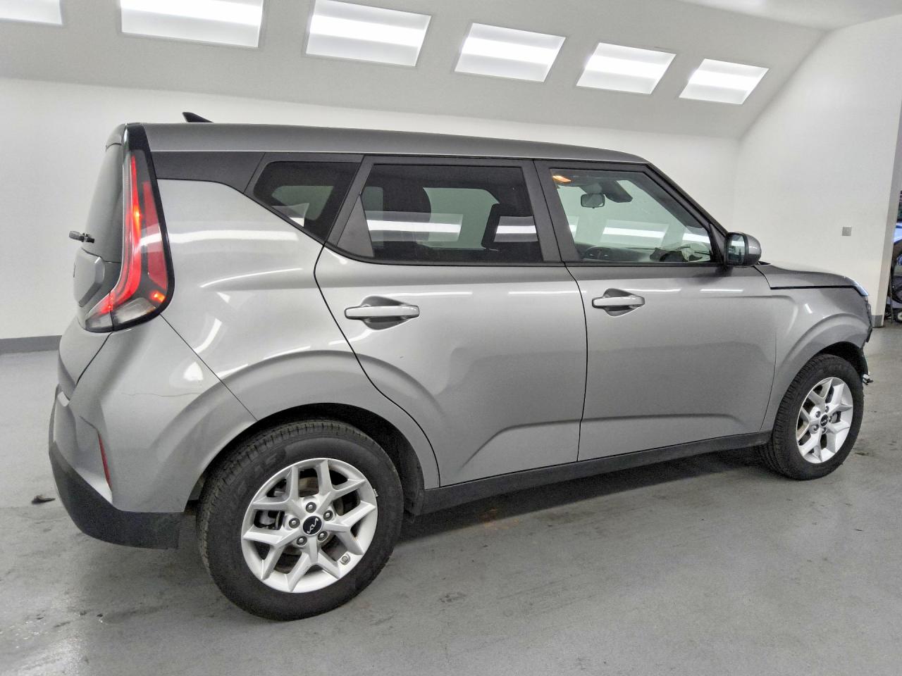 2024 KIA SOUL LX photo 7