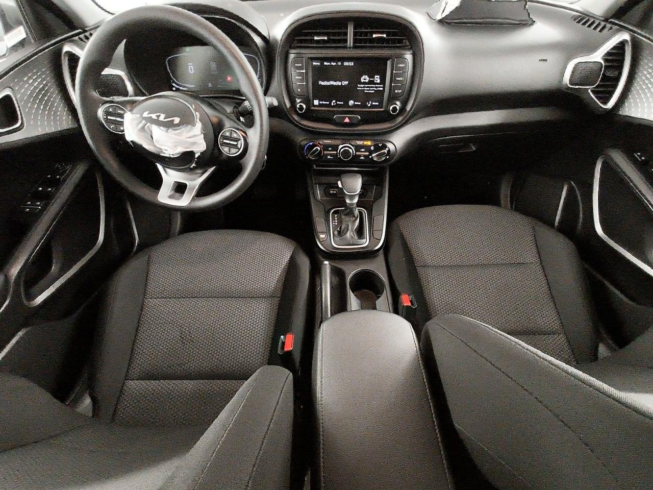 2024 KIA SOUL LX photo 22