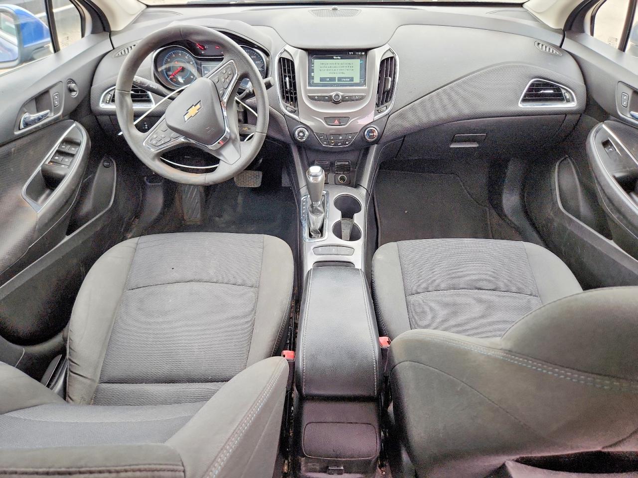 2017 CHEVROLET CRUZE LT photo 15