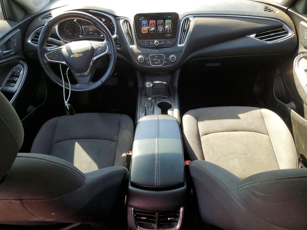 2017 CHEVROLET MALIBU LT photo 22