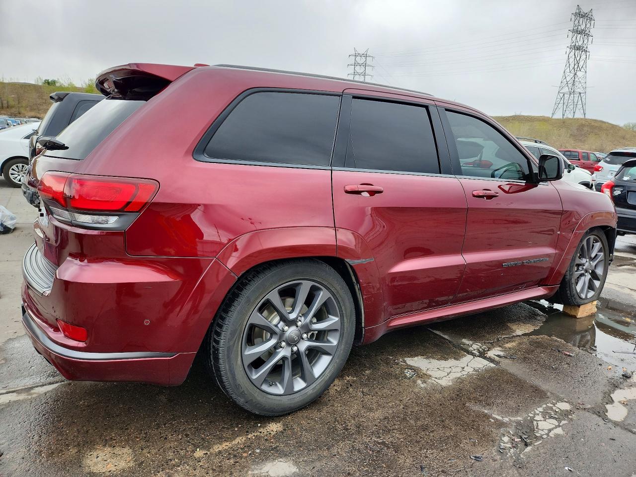 2018 JEEP GRAND CHEROKEE OVERLAND photo 3