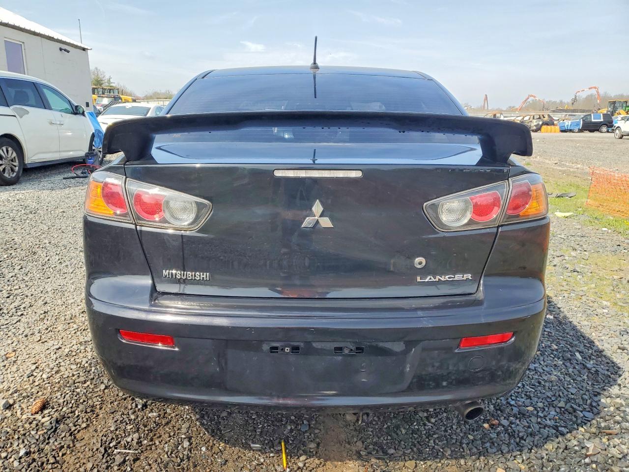 2013 MITSUBISHI LANCER GT photo 11