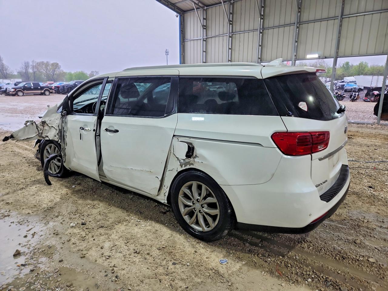 2019 KIA SEDONA EX photo 4