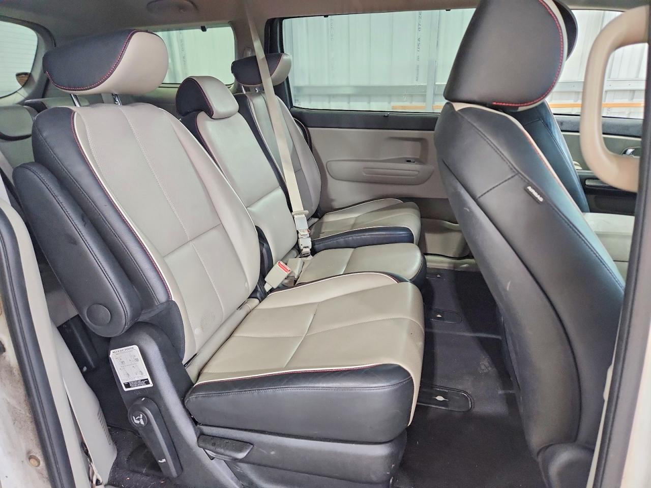 2019 KIA SEDONA EX photo 31