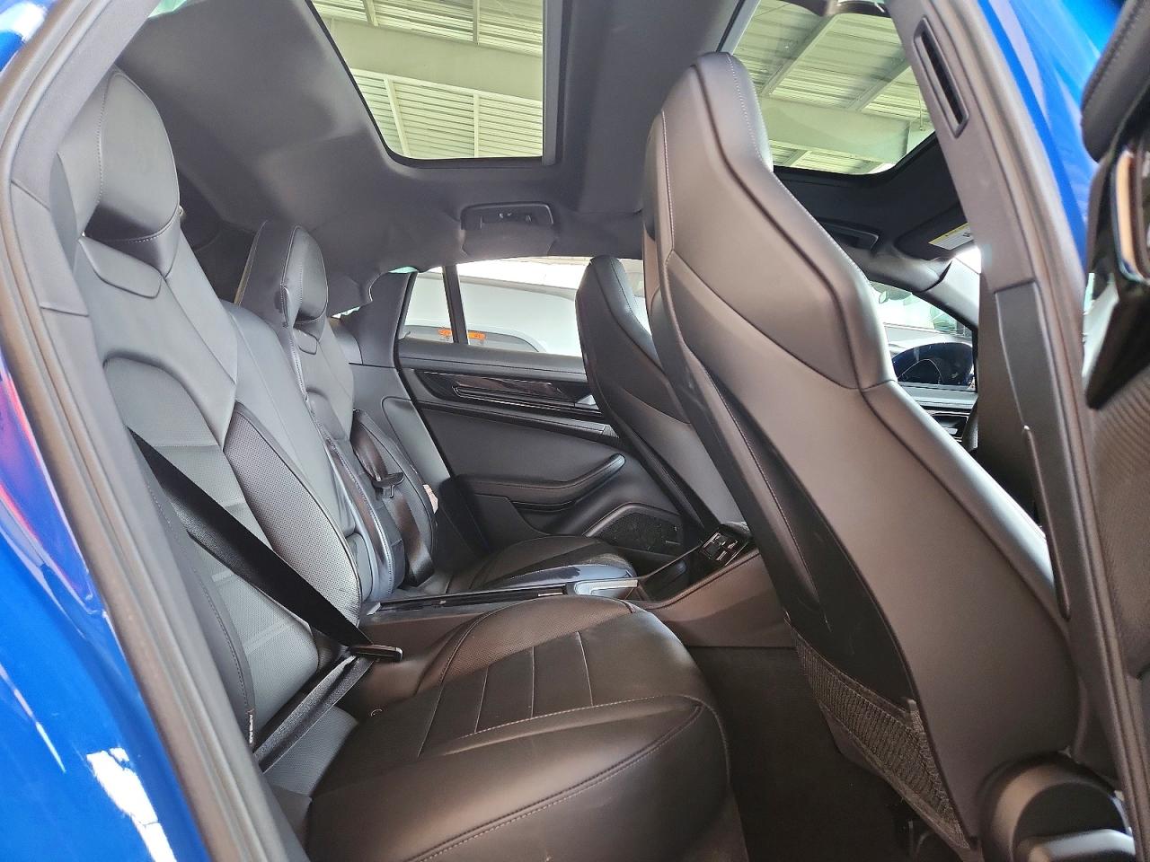 2024 PORSCHE PANAMERA BASE photo 28