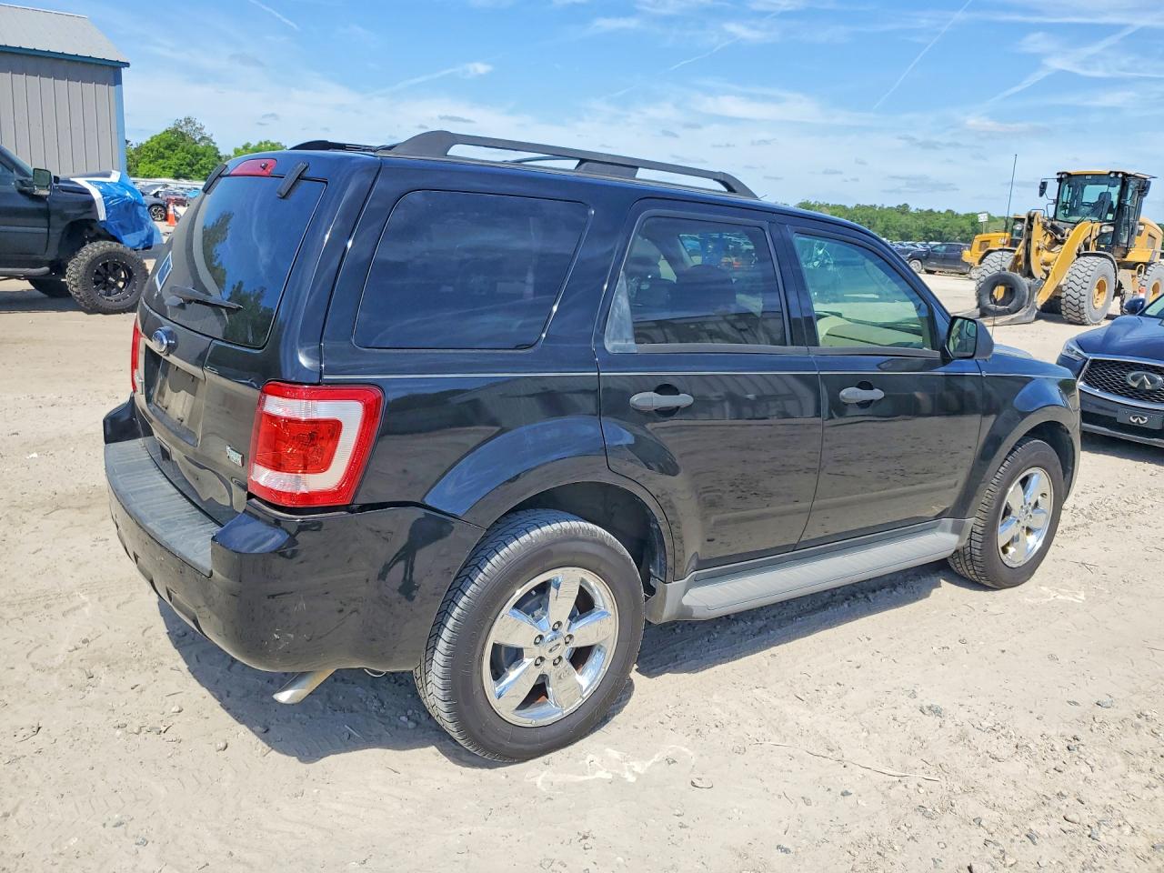 2012 FORD ESCAPE XLT photo 7