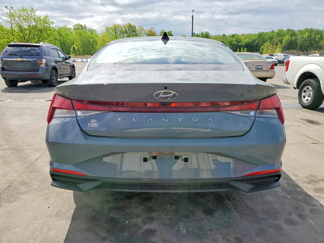 2023 HYUNDAI ELANTRA SEL photo 11