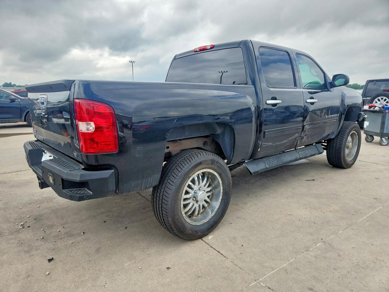 2009 CHEVROLET SILVERADO K1500 LT photo 5
