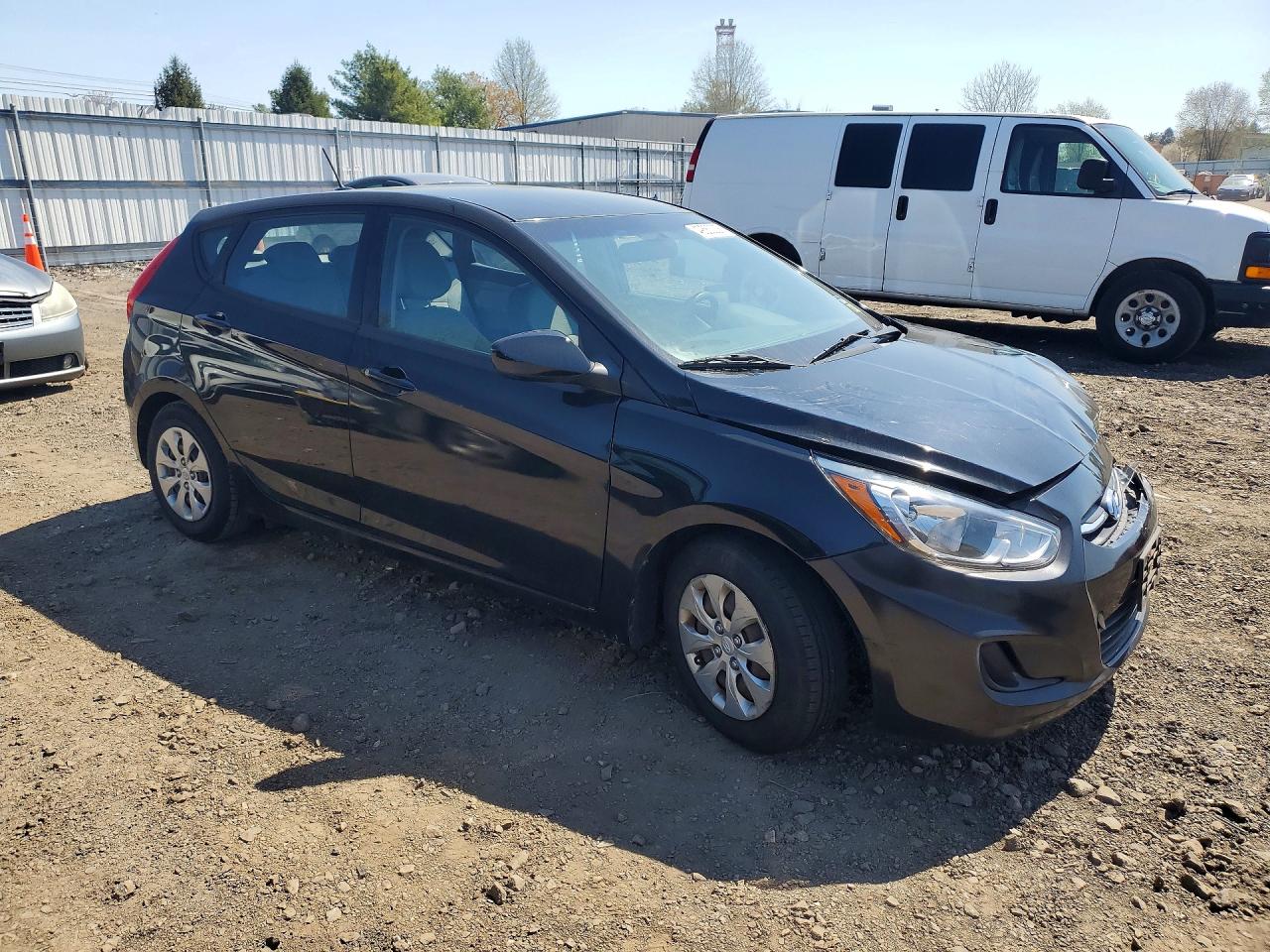 2015 HYUNDAI ACCENT GS photo 7