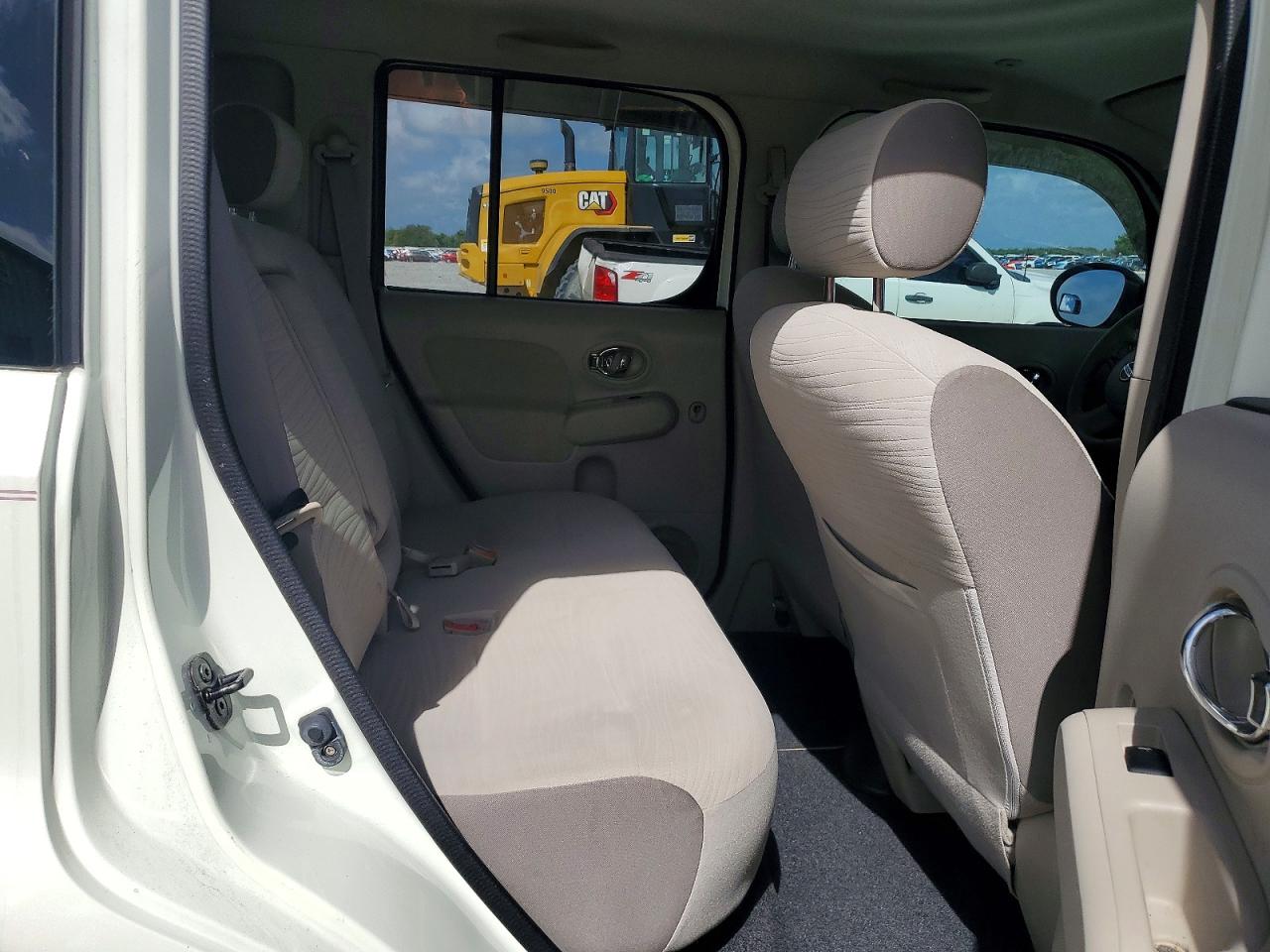 2011 NISSAN CUBE 1.8 photo 31