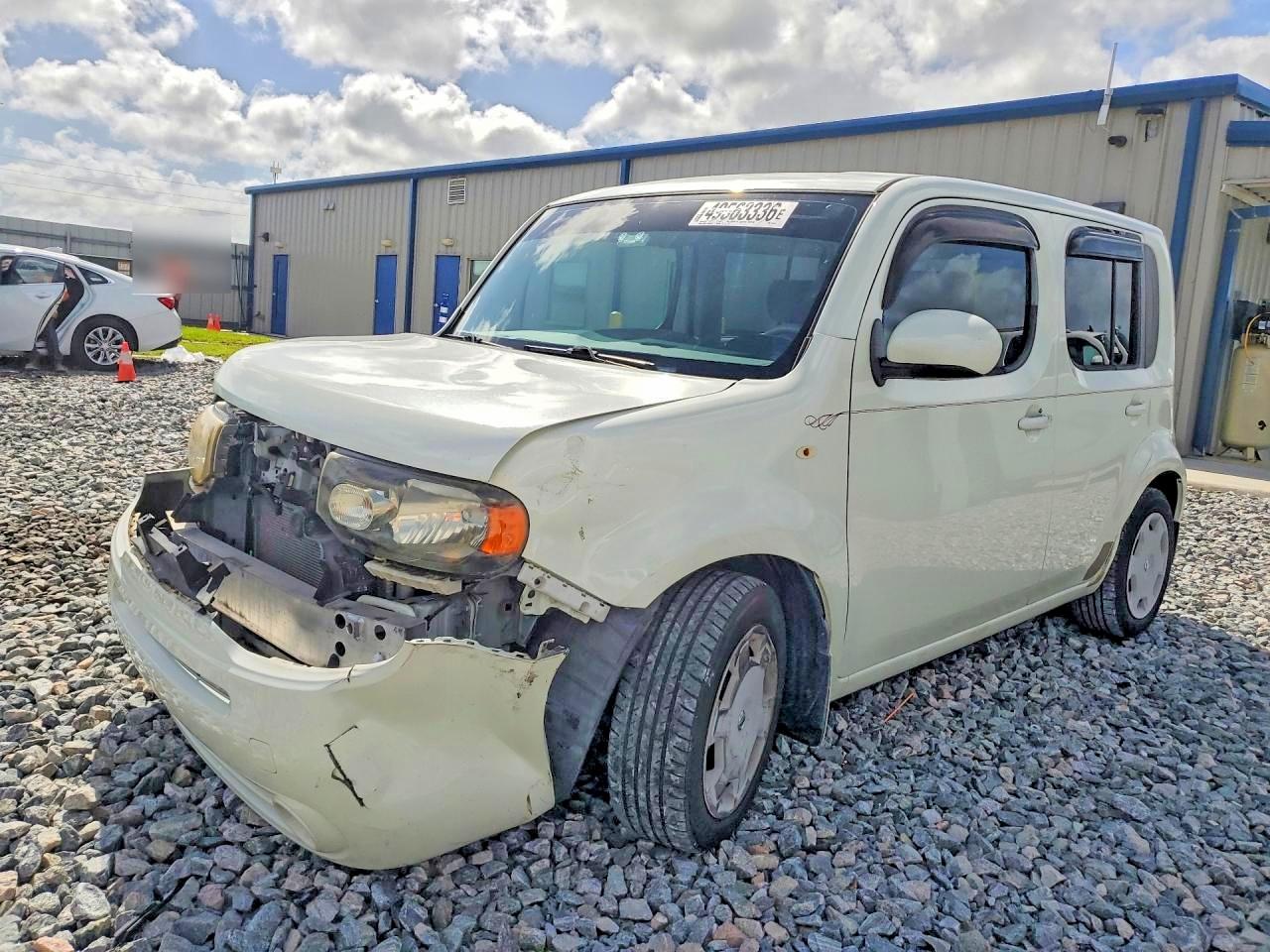 2011 NISSAN CUBE