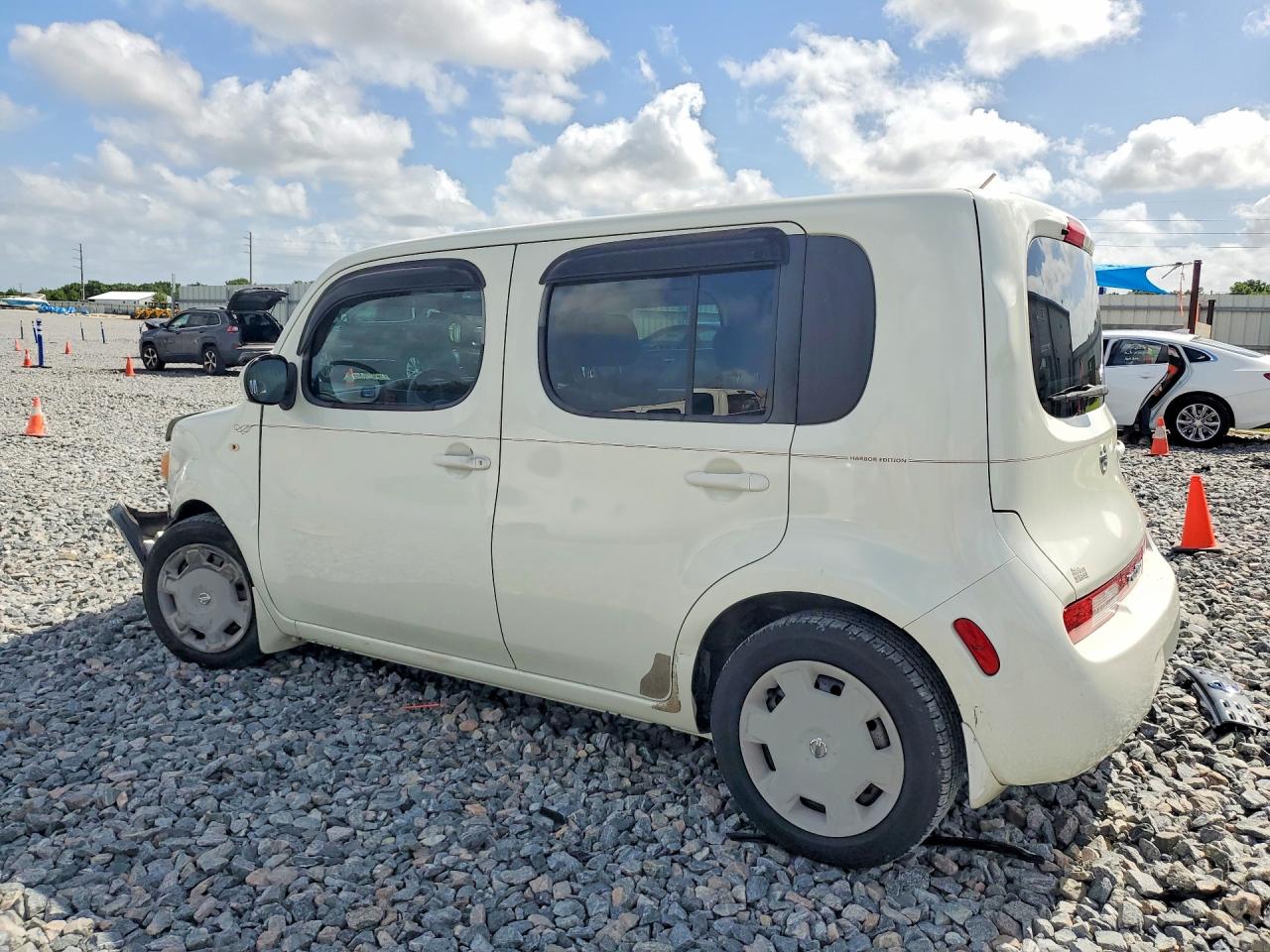 2011 NISSAN CUBE 1.8 photo 4