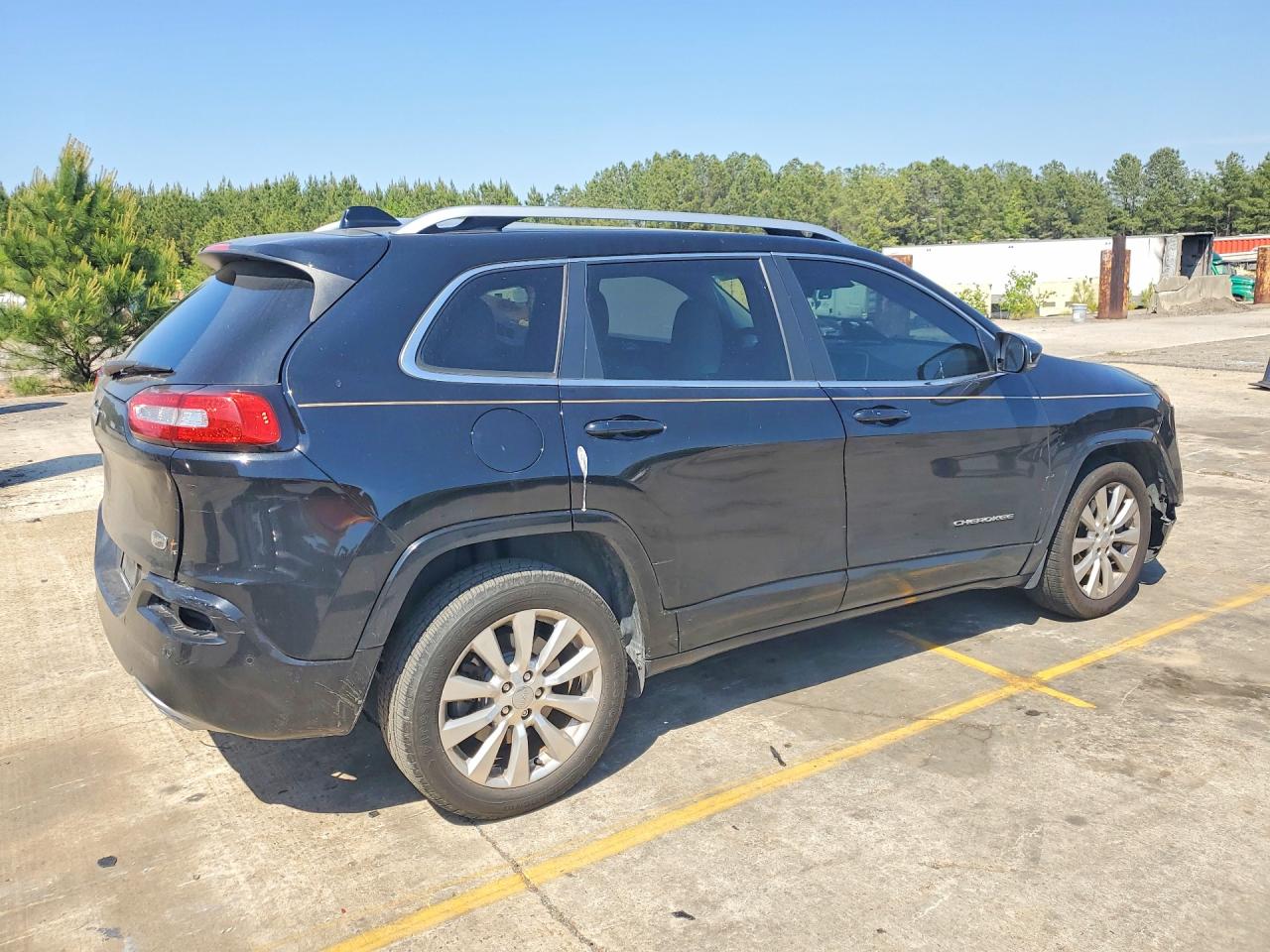 2017 JEEP CHEROKEE OVERLAND photo 7