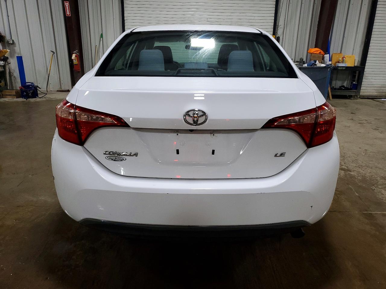 2019 TOYOTA COROLLA LE photo 11