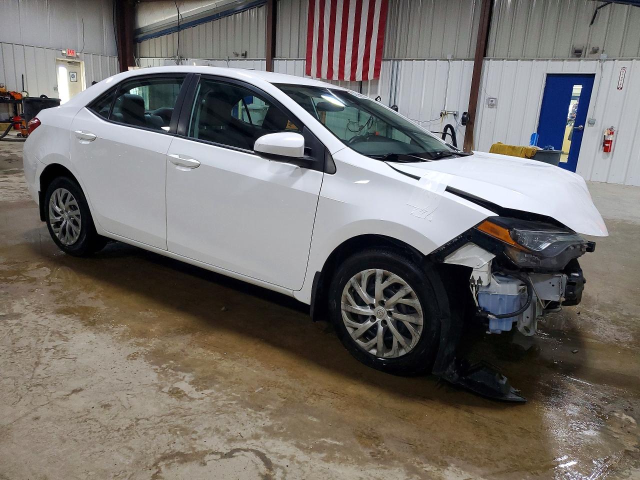 2019 TOYOTA COROLLA LE photo 7