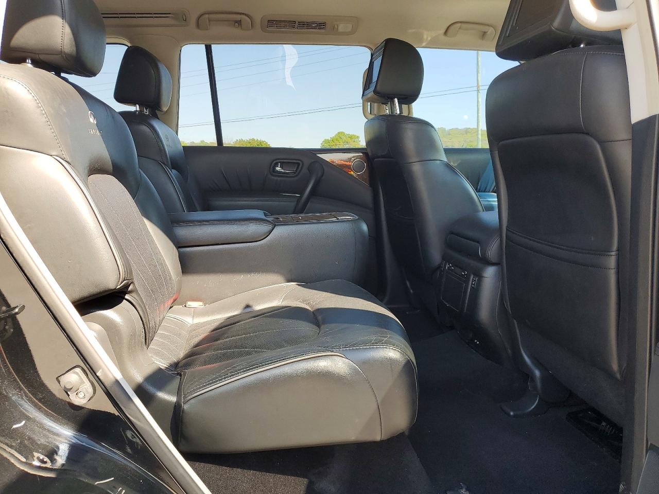 2012 INFINITI QX56 BASE photo 31