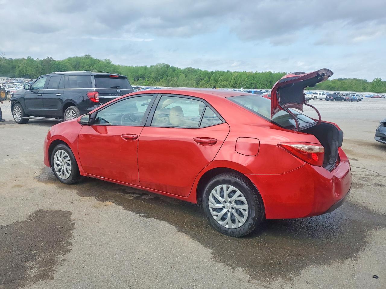 2019 TOYOTA COROLLA LE photo 3