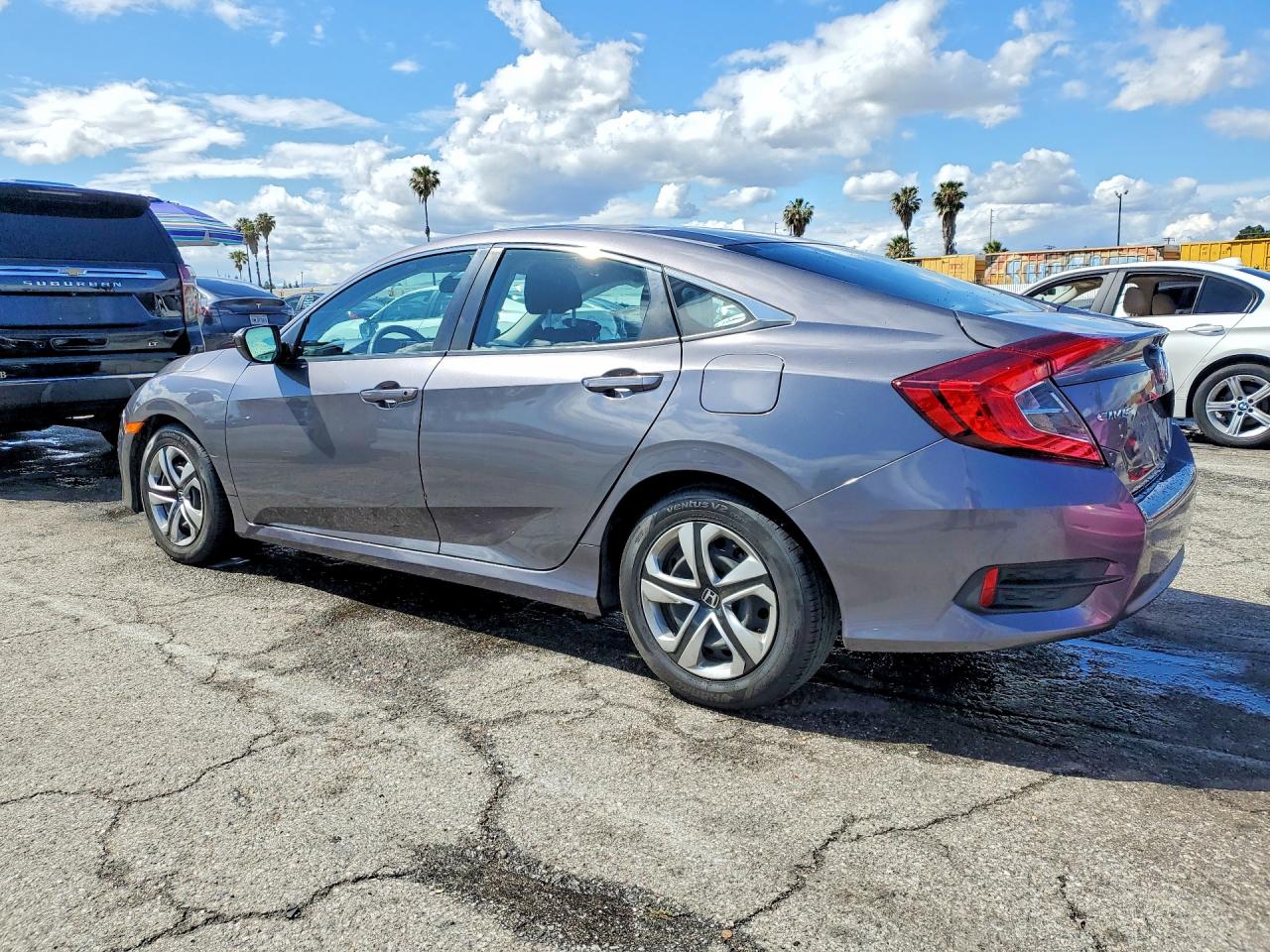 2017 HONDA CIVIC LX photo 3
